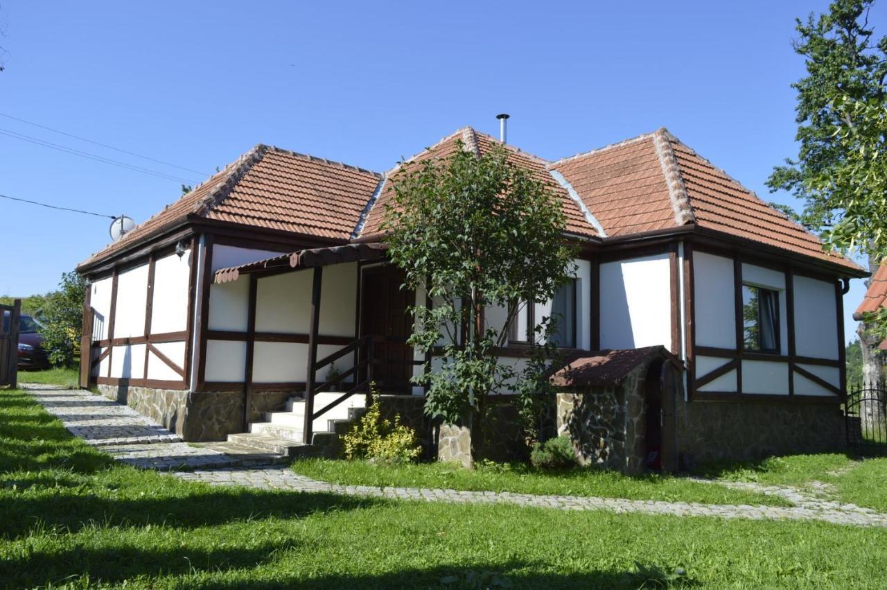 Casa Vatra Sinteului - Cu Sala De Evenimente De Capacitate Mare - Se Inchiriaza Integral Villa Socet Exterior photo